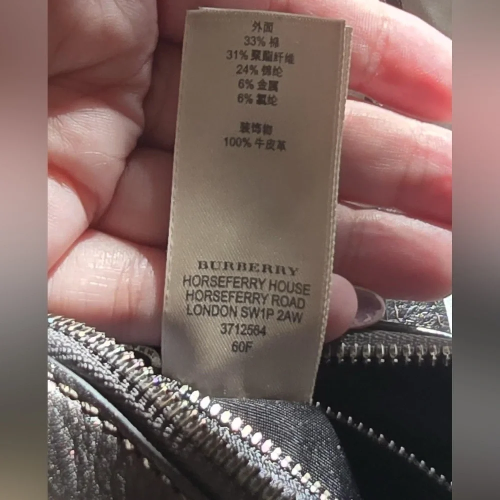 HP🎉Burberry Gray Metallic Shimmer Check Camera Crossbody Bag